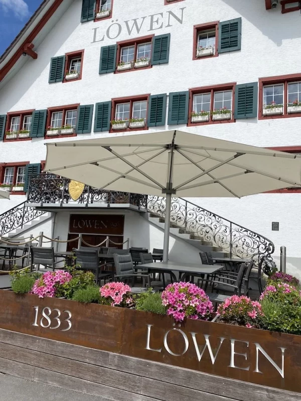 Restaurant Löwen seit 1833 - Tradition und Genuss in historischem Ambiente